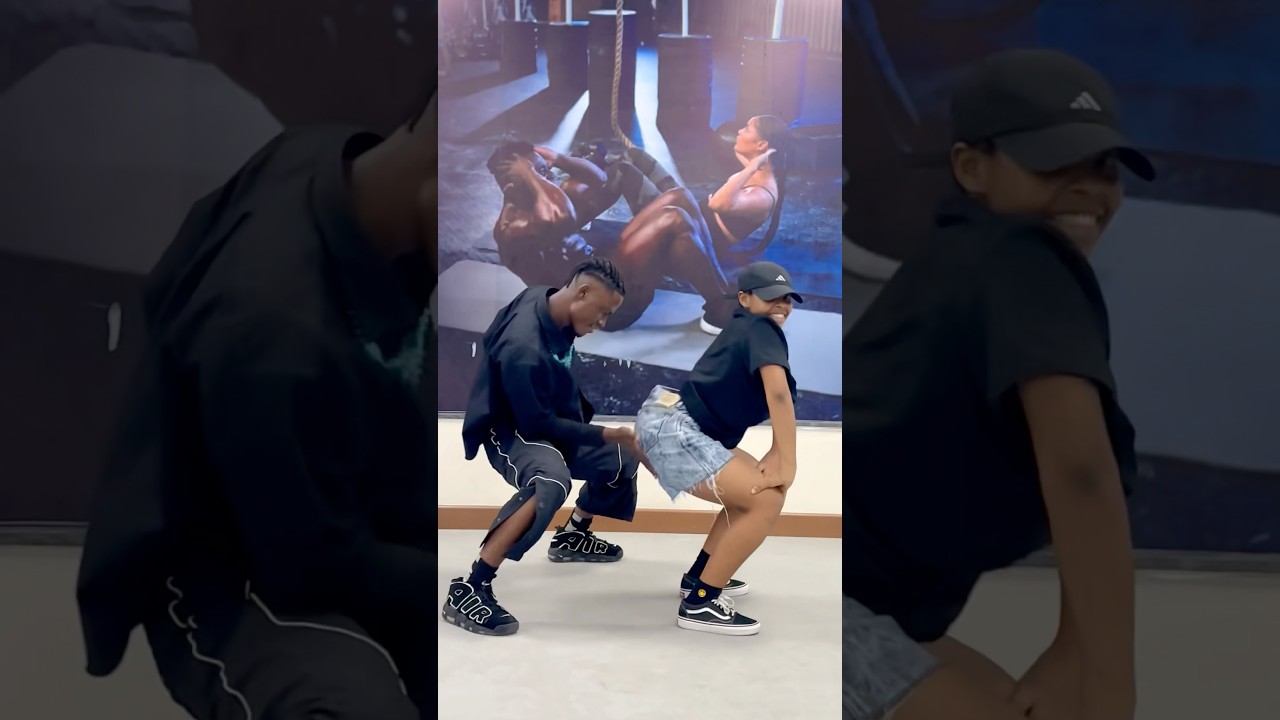 UNCLEWAFFLE - ZENZELE OFFICIAL AMAPIANO DANCE CHALLENGE 2025 ❤️🔥🔥dance by @Chommiezaza 1777707592_maxresdefault.jpg