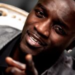 Akon - Beautiful (Official Music Video) ft. Colby O'Donis, Kardinal Offishall 1787913268_maxresdefault.jpg